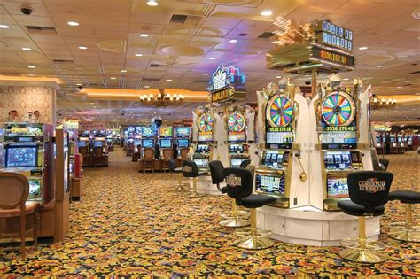 is the gold coast casino in las vegas open
